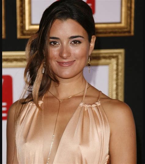 nude cote de pablo|Coté de Pablo Nude & Sexy Collection (37 Photos)